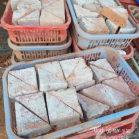 GẠCH CỔ TAM GIÁC
