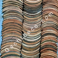 Ngói âm dương cũ ốp tường 