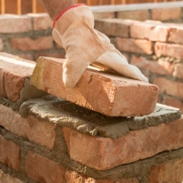 XÂY NHÀ BẰNG GẠCH THẺ CỔ.